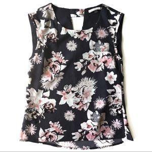 DEX THE SUIT SHOP NY | SLEEVELESS FLORAL BLOUSE